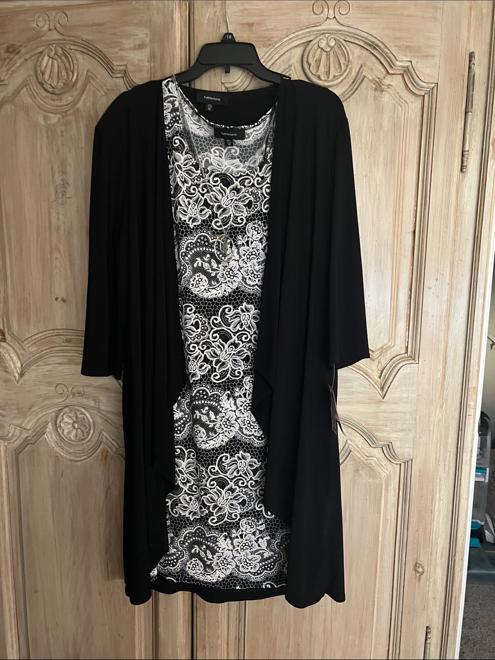 Formal Short sleeveless dress with jacket